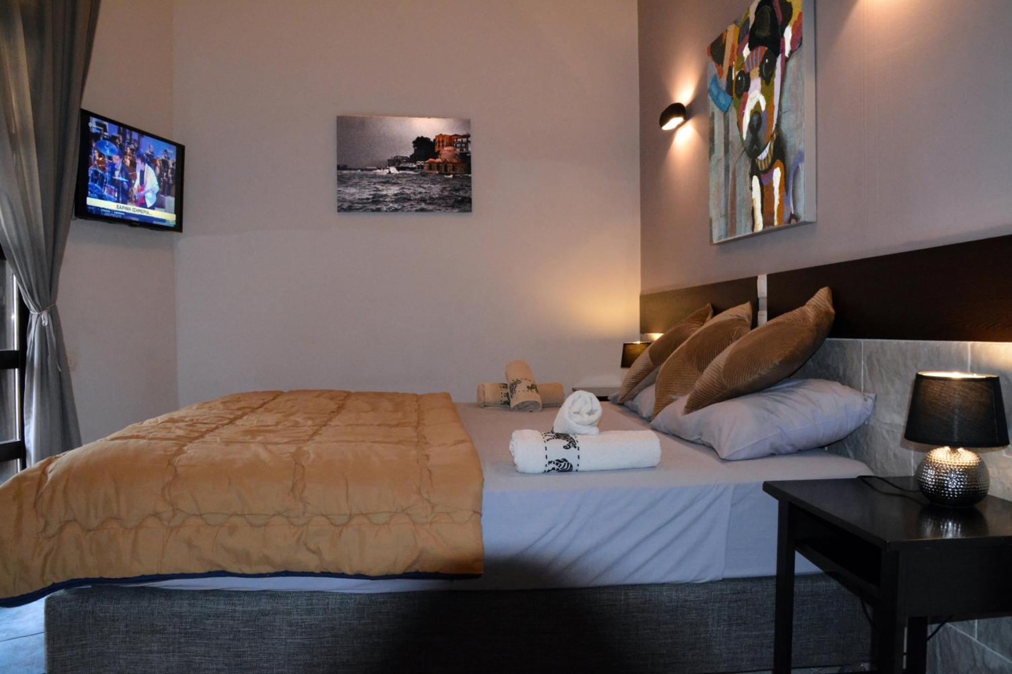 Enetiko Rooms Chania  Exteriör bild