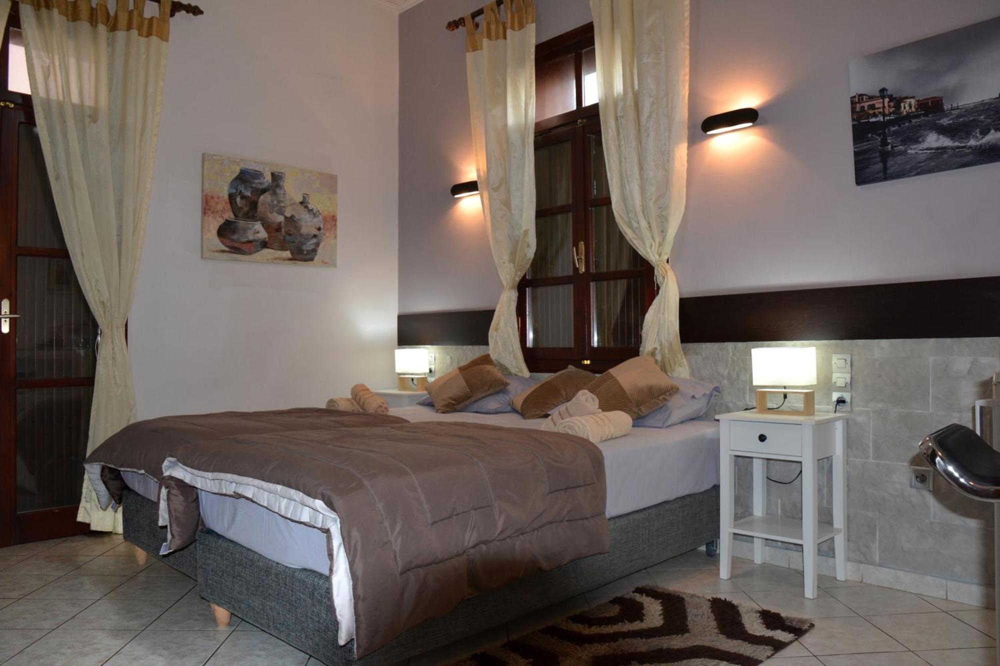 Enetiko Rooms Chania  Exteriör bild