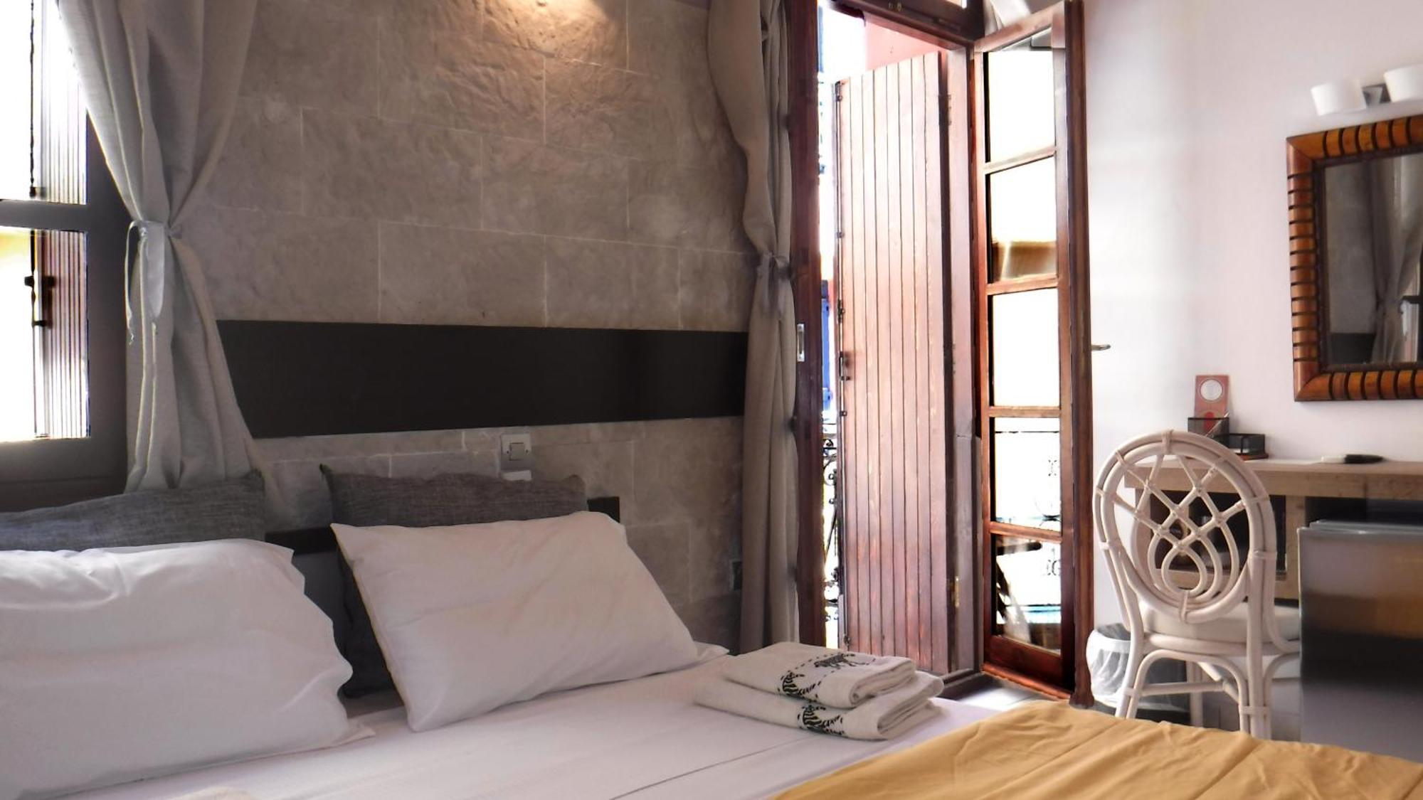 Enetiko Rooms Chania  Exteriör bild